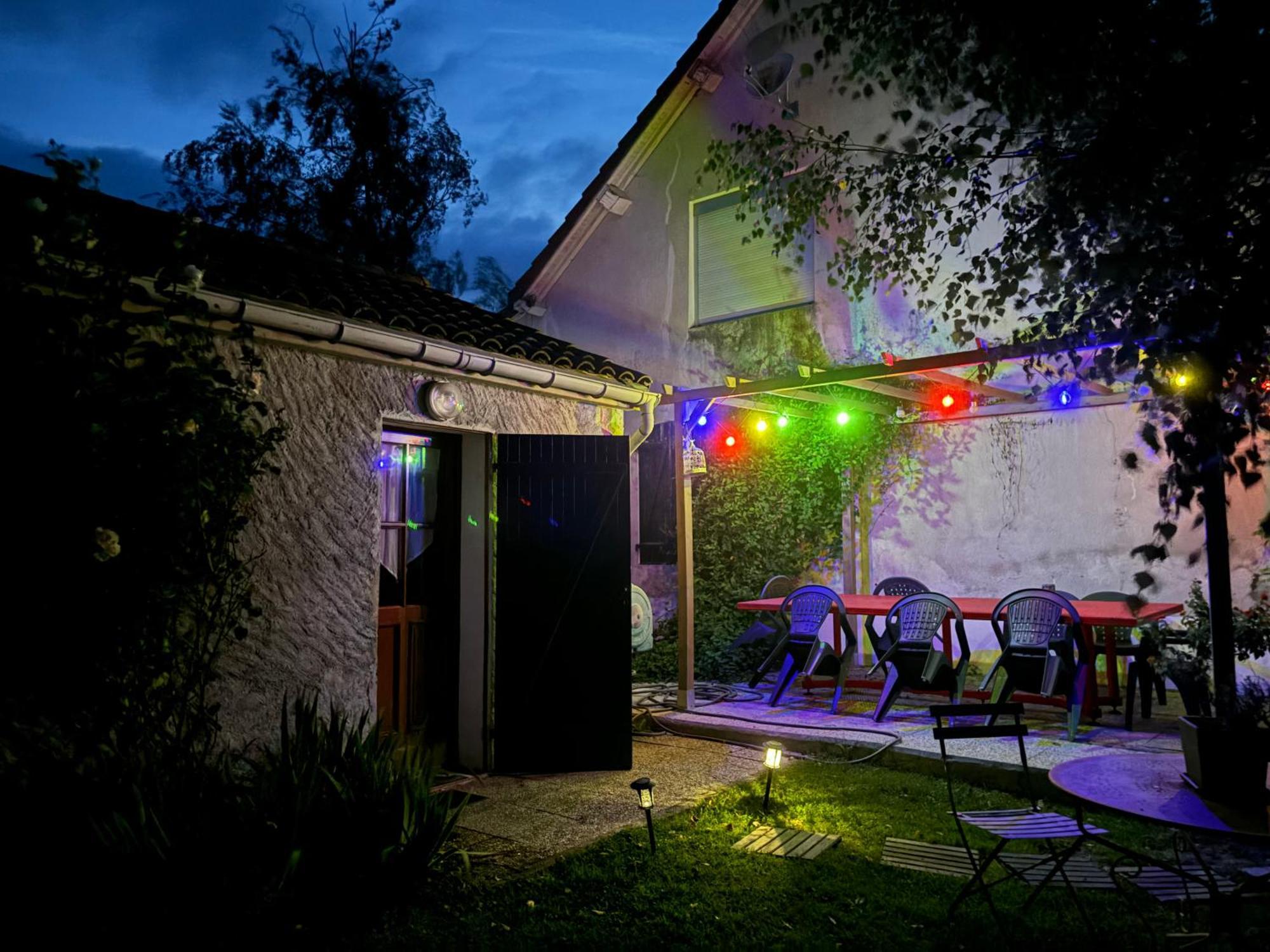 Studio En Auvergne Le Ruisseau Lejlighed Saint-Priest-Bramefant Eksteriør billede